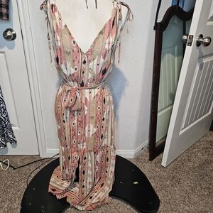 Lulu's Gold and Cream  Maxi Dress Plunge Neckline XS